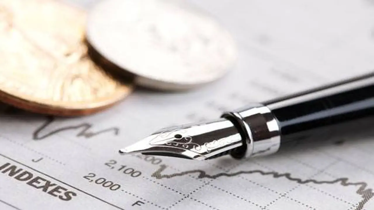 تراجع أسعار الذهب عالميًا متأثرة بارتفاع قيمة الدولار بعد صدور بيانات التضخم الأمريكية